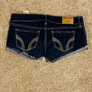 HOLLISTER - short jean / denim SHORTS - size 1